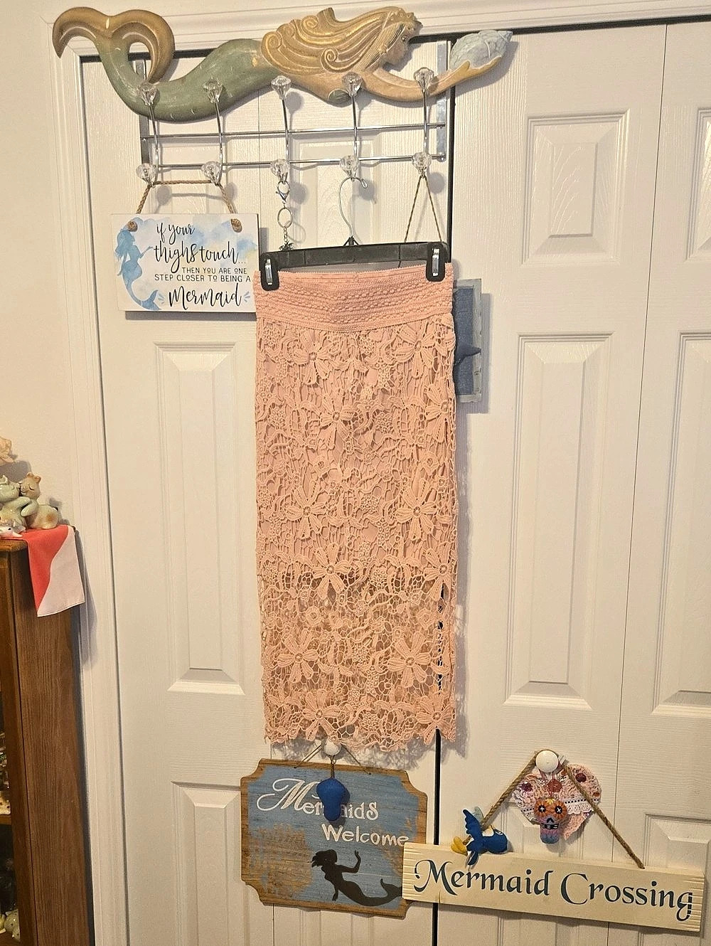Meraki Floral Lace Midi Skirt in Pink Size Medium Like New